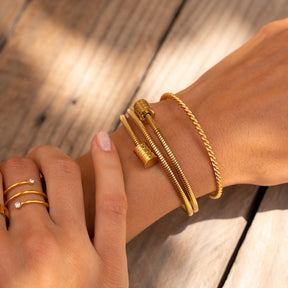 Pulsera Espiral Tríplice Baño en Oro de 18k